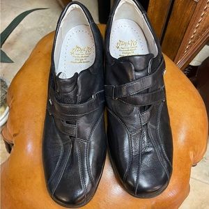Fidelio Black Helga Soft Leather Mens Shoes. Size 8 1/2.